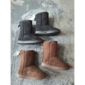 2 Pair Faux Suede Boots Womens 5/6 Brown‎ Black Pull On Lined Cozy Comfort Style